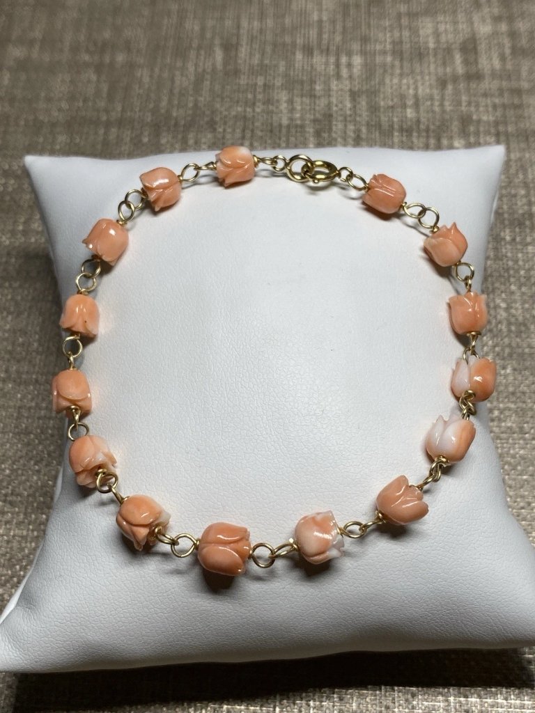 Vintage 1960s Carved Coral Bracelet 14k Gold Natural Salmon Coral 7”